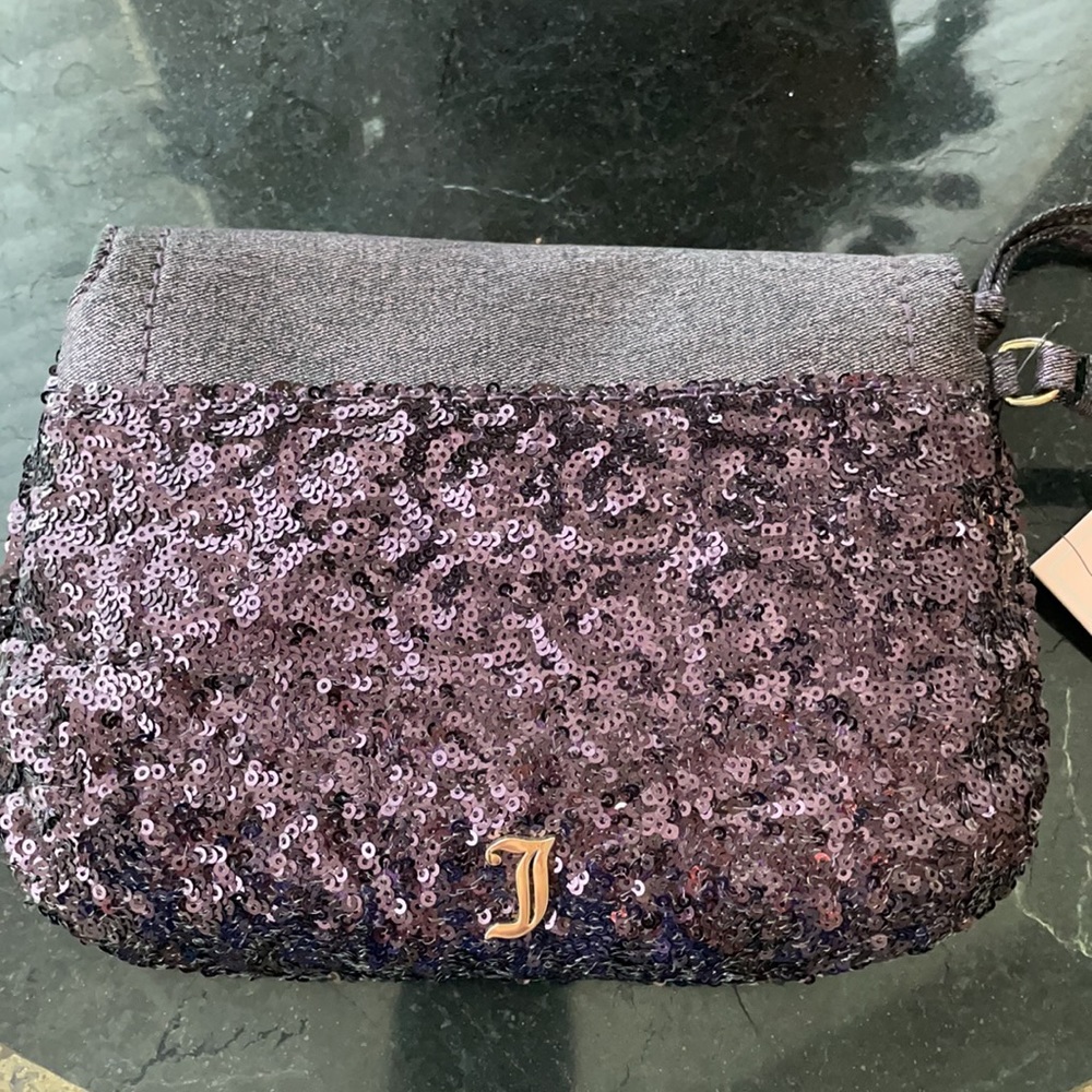 Juicy Couture clutch/wristlet bag. - Picture 9 of 10